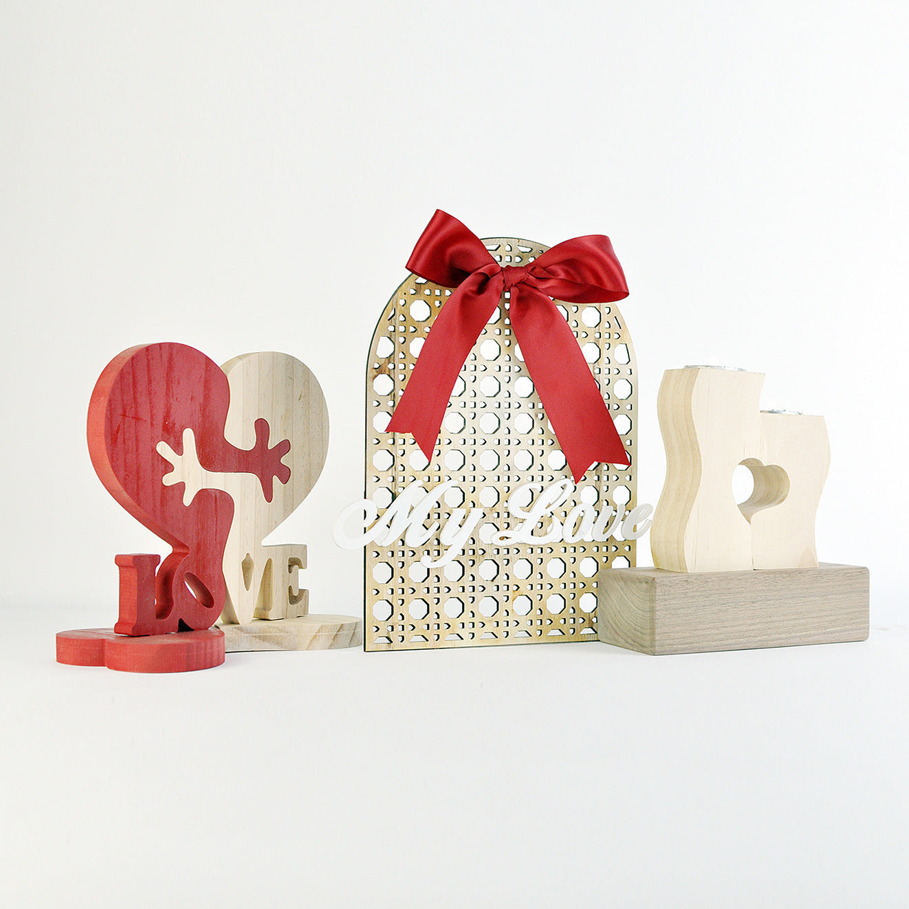 Heart-shaped Wooden Valentine's Decoration